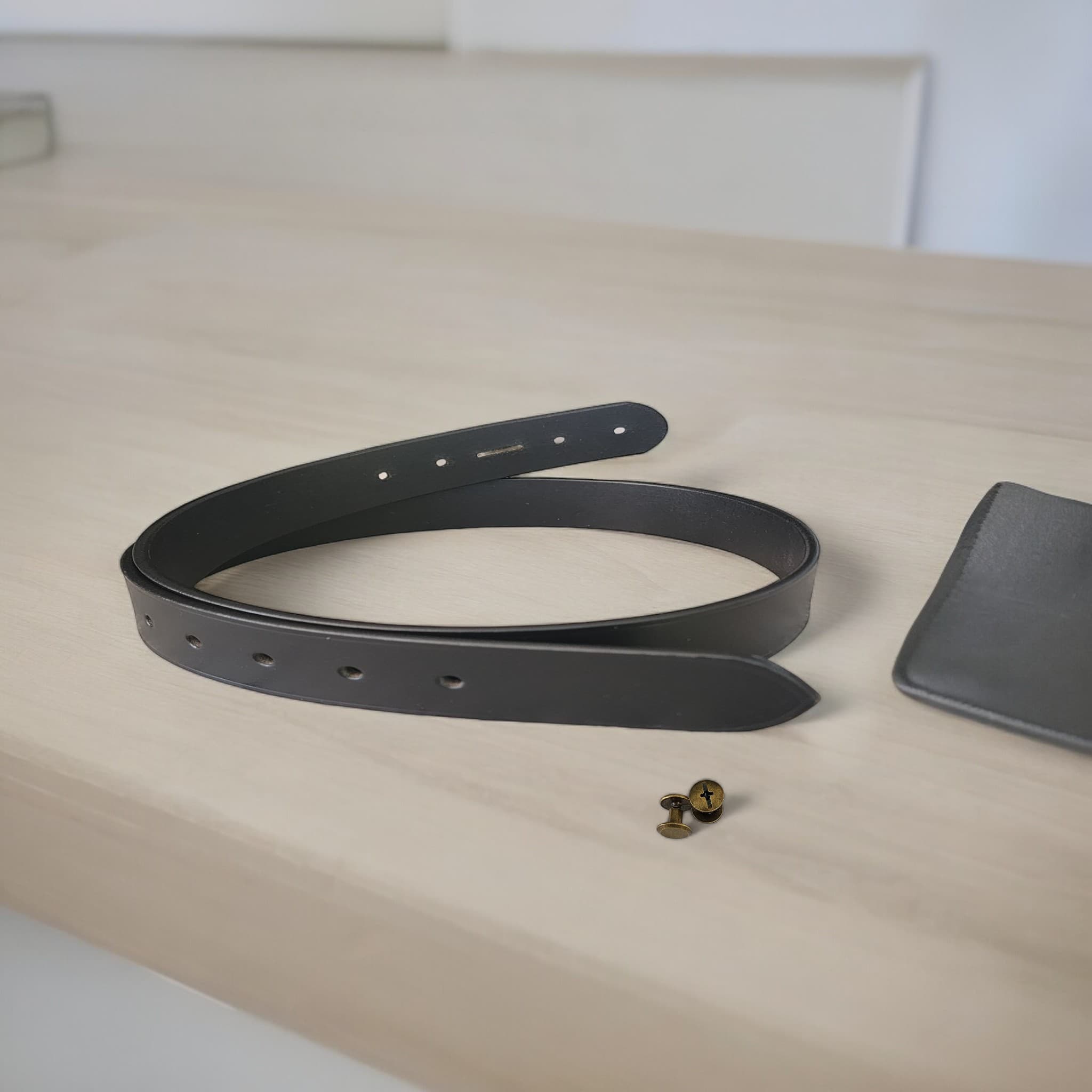 32mm | Black Leather Strap | Creased | BeltUp - BeltUp Leather Co.