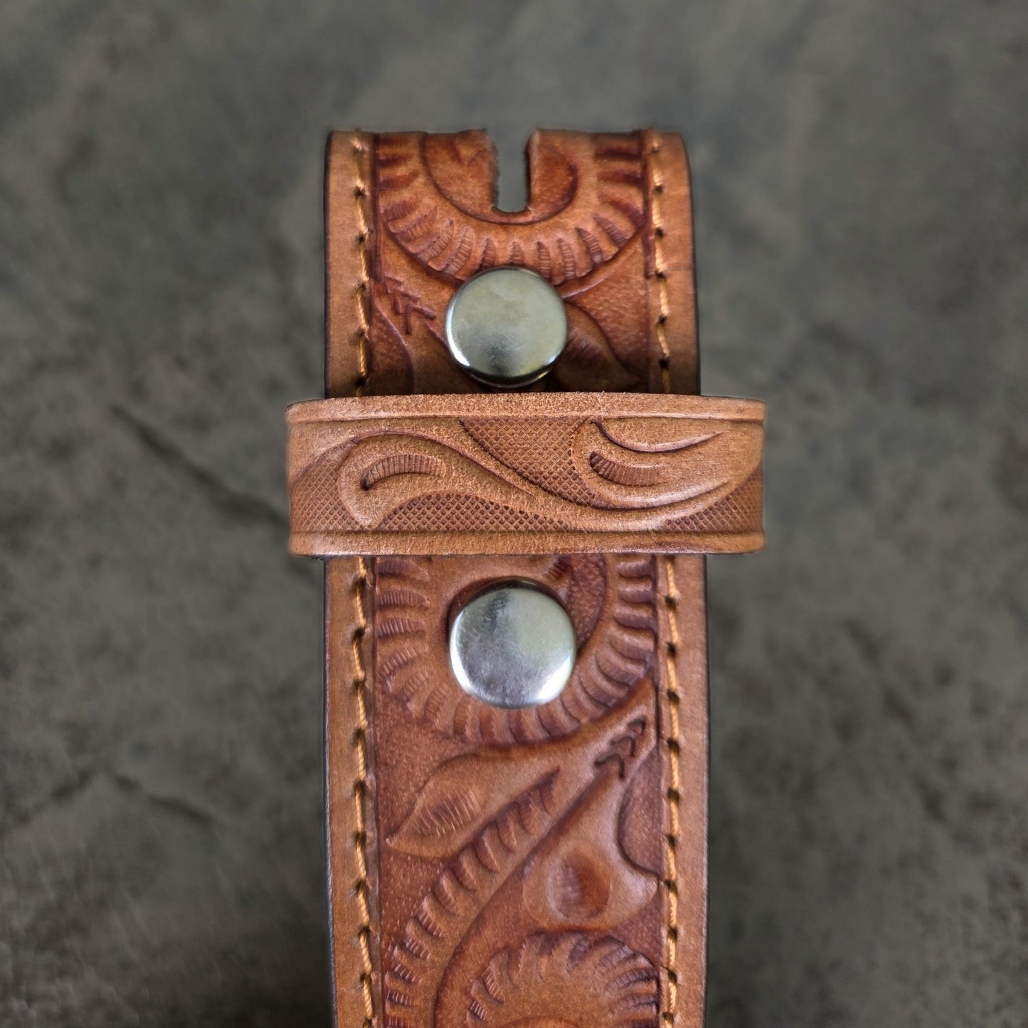 38mm | Tribal Embossed | Round Buckle